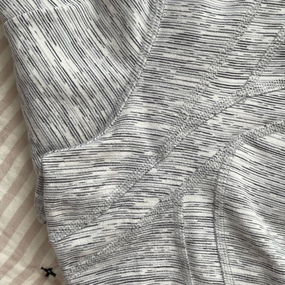 Lululemon Define Jacket - Picture 4 of 9